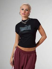 COUREZ Baby Tee With Front Graphic Print Y2K Streetwear Disco Grunge Punk Rock Cute Tops For Women Black Graphic Funny Shirts Casual Going Out Rave Concert - White - View 2