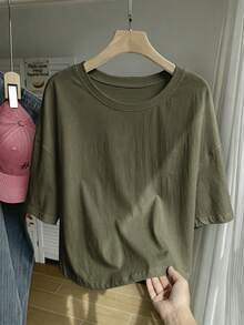 Comfortcana Solid Olive Green Dropped Shoulder Casual Cropped Plus Size T-Shirt - Army Green - View 4