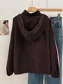 SHEIN EZwear Jaket Berkerudung Bergaris Kontras Cokelat Ukuran Besar untuk Musim Gugur - Chocolate Brown - View 2