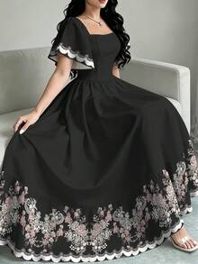 Modelyn Gaun Elegan Hitam Motif Retro Bunga, Gaun Wanita Modis dengan Leher Persegi, Desain Hem Bergelombang, Gaun Gaya Liburan Musim Panas - MultiWarna - View 3