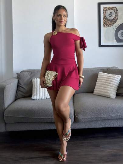 leahseptember Vestido da Moda com Decoração Floral de Metal, Franzido no Ombro e na Barra