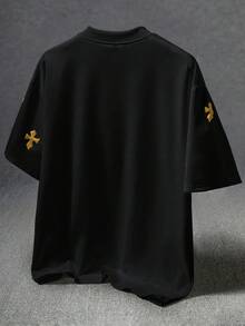 Manfinity EMRG 男士街頭風 INS 風格十字全印花毛巾刺繡白色 T 恤，休閒日常，送給男友/丈夫的禮物，週年紀念禮物 - 黑色 - 查看 2