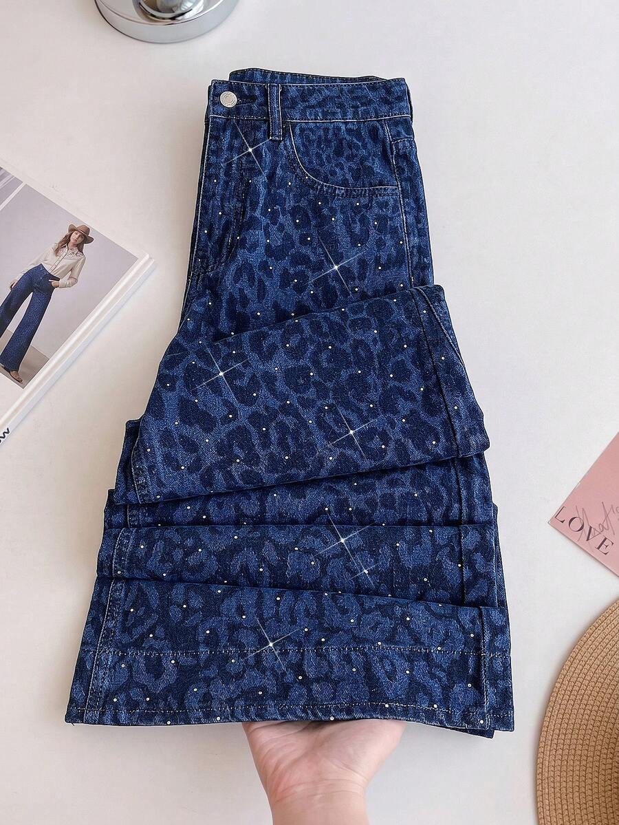SHEIN MOD 大码女式豹纹水钻装饰牛仔裤，夏季嘉年华服装，通勤度假毕业时尚Y2K可爱街头风，性感派对婚礼优雅商务休闲女式商务海滩毕业典礼惊艳蓝色豹纹水钻牛仔裤，时尚女士闪亮动物图案牛仔裤 - 藍色 - 查看 1
