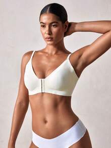 Veilyse Women's Seamless Backless Bra, Backless Design, Sexy Summer Bra, Bridal Bra, Comes With 3 Adjustable Shoulder Straps, Comfortable & Breathable, Suitable For Weddings, Formal Occasions, Can Be Paired With Spaghetti Straps - Apricot - View 6