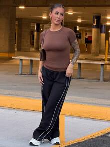 SAYEHFBABY Women's Solid Color Round Neck Raglan Short Sleeve Fitted Seamless Sports T-Shirt Summer - Coffee Brown - View 3
