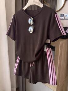 SHEIN 青少年女孩時尚休閒圓領短袖短褲套裝 - 黑色 - 查看 2