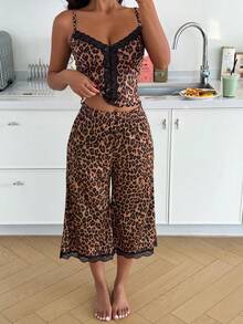 ZzzCrew Sexy Leopard Print Contrast Color Lace Bow Slim Fit Cami Top & 3/4 Length Pants Women's Pajama Set - Black - View 4