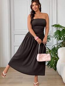 SHEIN EZwear 大尺碼女款純色百褶時尚抹胸洋裝 - 棕色 - 查看 4