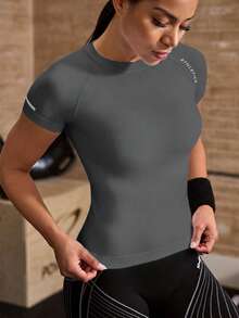 Powerista 女款無縫運動T恤套裝 跑步瑜伽工作室網球健身房 適合室內外日常運動 - 彩色 - 查看 5