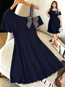 SHEIN CURVE+ Plus Size Women's Textured Hollow Out Stretch Knit Casual Fashion Loose Striped Patchwork Short Sleeve Dress, Bow, Fashion Elegant Commute Work Daily - Navy Blue - View 7