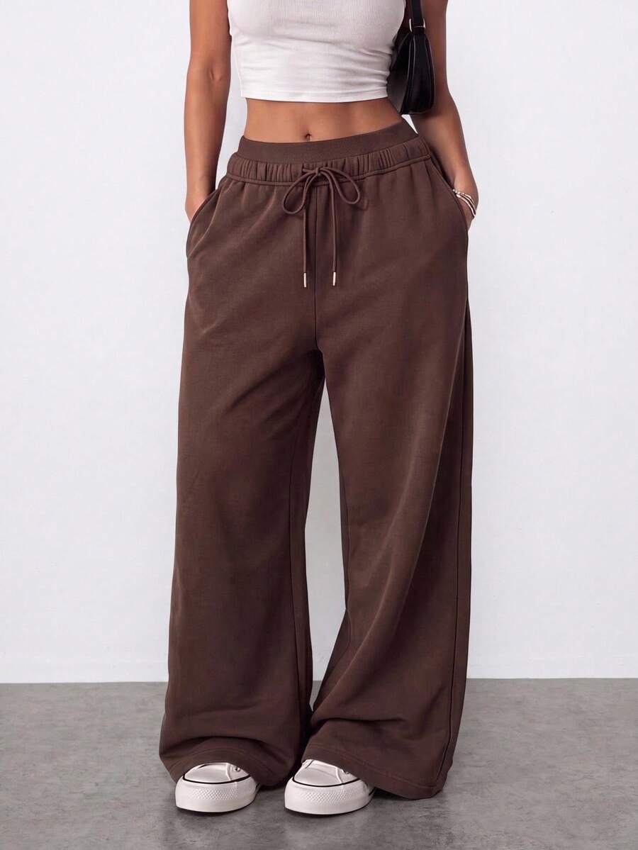 Voyena Women's Plus Size Minimalist Casual Drawstring Waist Pocket Leggings - Coffee Brown - View 1