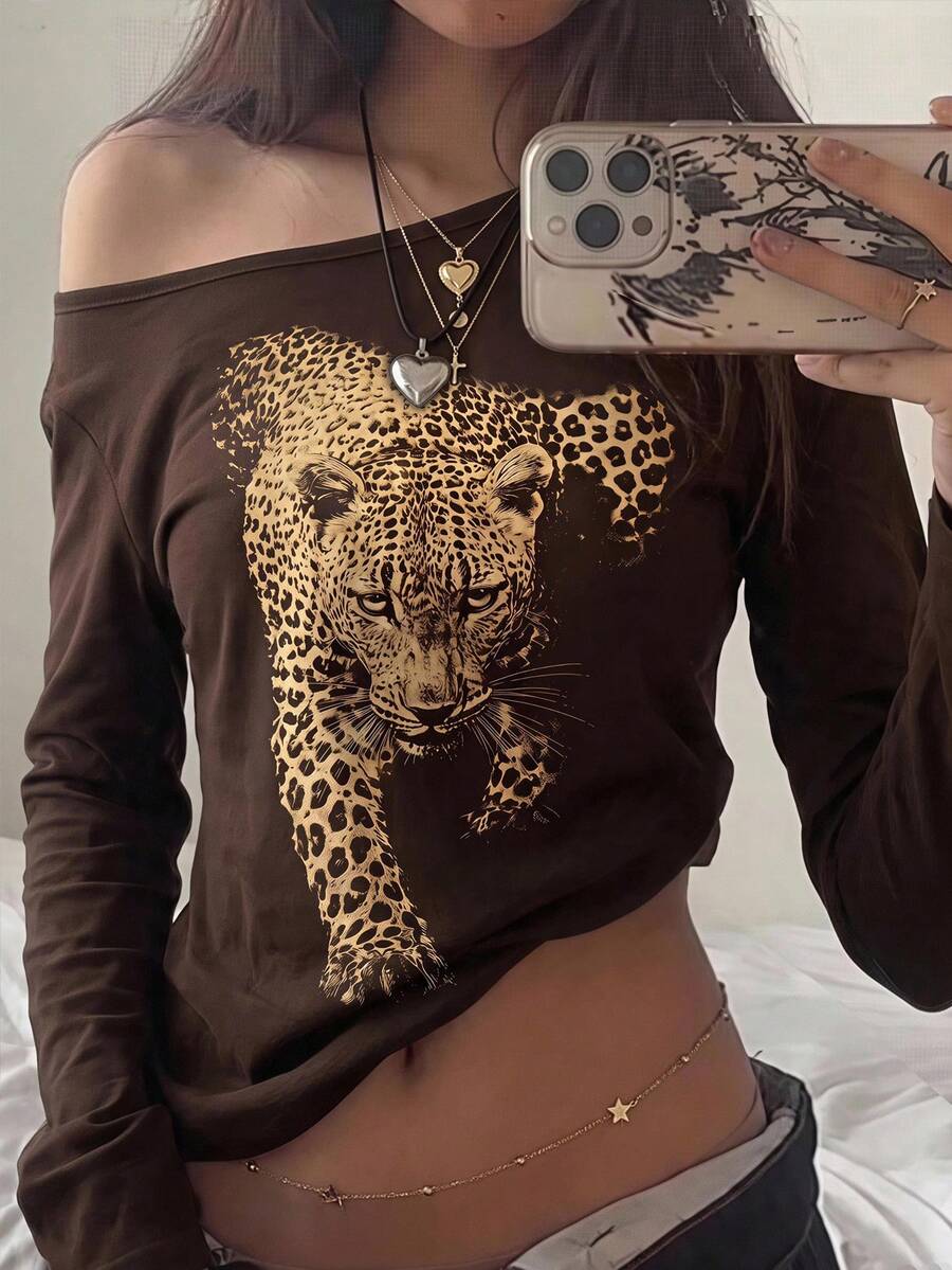 SHEIN EZwear Áo thun nữ tay dài cổ bất đối xứng họa tiết da báo nâu phong cách tối giản cá tính, phù hợp cho mùa thu - Nhiều màu - Xem 1
