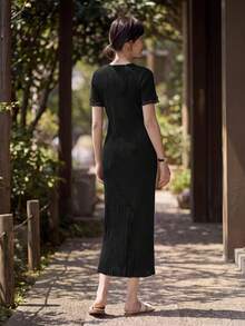 Yumoku 休閒極簡優雅女款夏季針織蕾絲洋裝 早午餐穿搭 黑色 - 黑色 - 查看 2