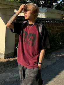DAZY 男士黑色與紅色對比數字印花T恤，秋季男士圖案T恤 - 紅色 - 查看 4