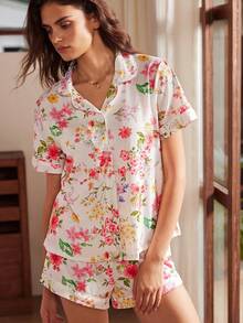 Lullawish Vintage Elegant Romantic Contrast Color Floral & Leaf Print Comfortable Rayon Lapel Women's Pajama Set - White - View 5