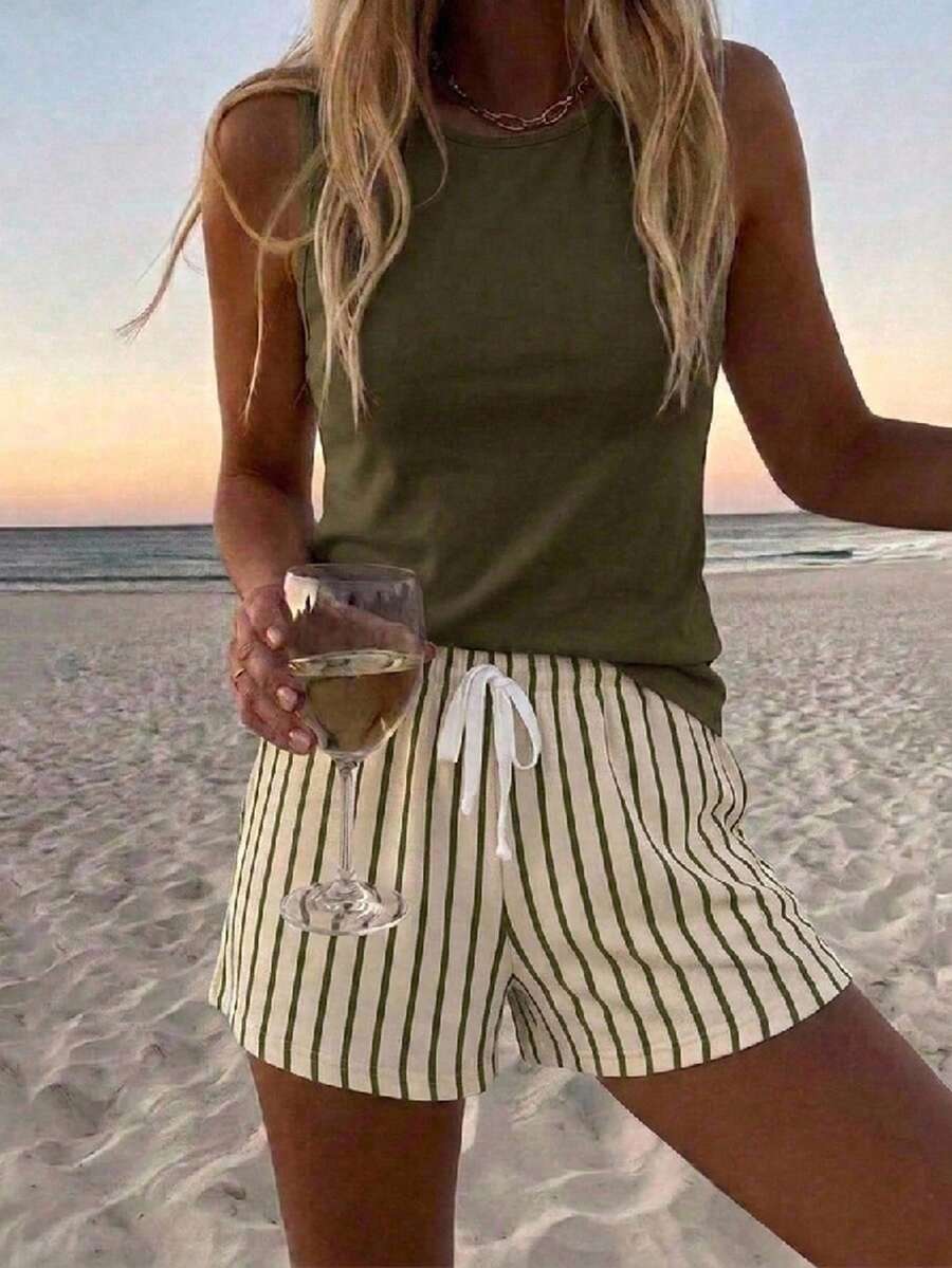 SHEIN LUNE 休閒女款圓領背心與短褲兩件套,適合夏季海灘度假,橄欖綠 - 彩色 - 查看 1