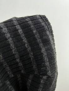 SHEIN ICON 女款秋冬黑色與灰色針織羅紋抓絨布蕾絲拼接二合一掛脖綁帶直領長袖修身T恤，復古純色奢華可愛優雅休閒百搭，適合購物、約會、日常通勤與休閒 - 黑色 - 查看 7