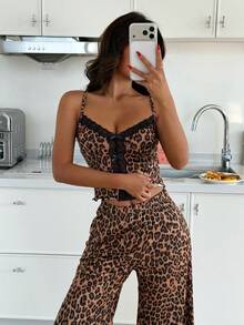 ZzzCrew Sexy Leopard Print Contrast Color Lace Bow Slim Fit Cami Top & 3/4 Length Pants Women's Pajama Set - Black - View 5