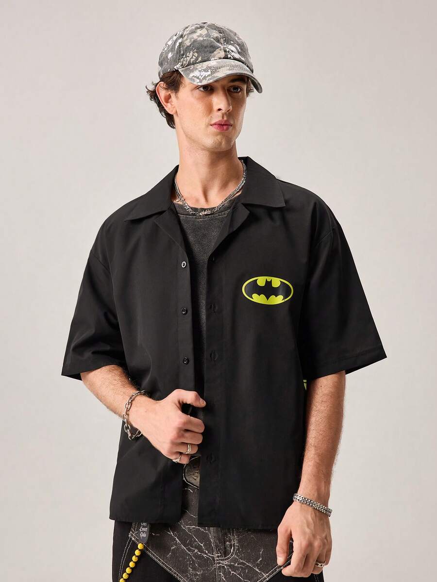 Strevion BATMAN Kemeja Lengan Pendek Kasual Sederhana Pria dengan Logo - Hitam - View 1