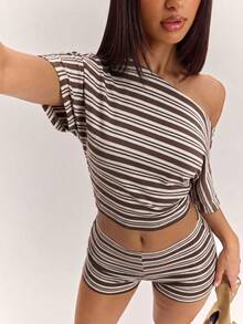 SHEIN BAE 女款條紋拼色不對稱單肩上衣與短褲休閒日常兩件套 - 彩色 - 查看 7
