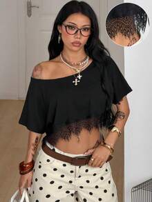 Coolane 女款街頭風性感戶外運動休閒印花露肩寬鬆短版黑色T恤，適合夜店夏季穿著 - 黑色 - 查看 5