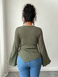 Elenzga Plus Size Solid Color Bell Sleeve Asymmetric Hem T-Shirt - Olive Green - View 2