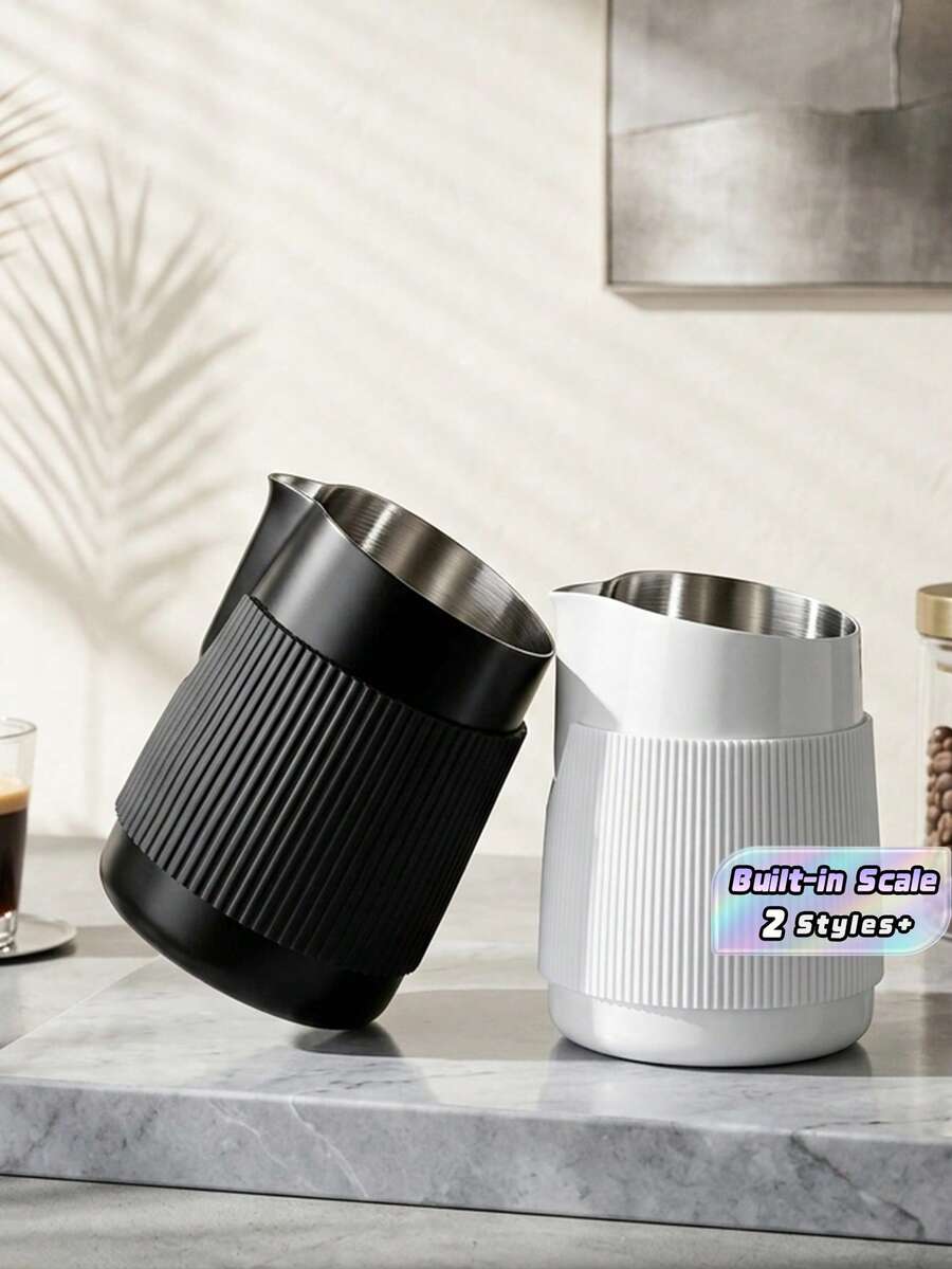1个白色或黑色350毫升奶泡壶，配有耐热硅胶套。适用于咖啡杯、奶泡器、拿铁壶、奶泡器和咖啡壶。是滴滤咖啡机和咖啡套装的绝佳礼物。 - 彩色 - 查看 1
