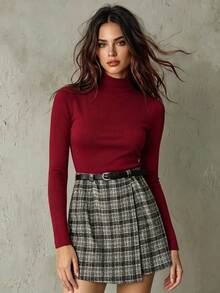 Franclia Eleganter Damen Schwarz Strick Rollkragen Bodysuit kombiniert mit vintage französischem kariertem Minirock, accessoriert mit schwarzem Gürtel, 2-teiliges Set, Herbst - Rot - Übersicht 1