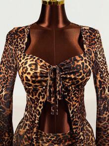 BamGleam Top sexy Y2K pour femme, taille cintrée contrastée, imprimé léopard rétro, manches longues évasées et côtés transparents - Tabac - Voir 8