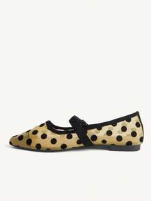CUCCOO CHICEST Women's Shoes Spring And Summer New Big Wave Points, Buckle Design, Low Vamp Square Toe, Comfortable And Simple Holiday Women's Flats, Essential For Commuting, Casual And Versatile, Party Afternoon Tea Holiday Gifts - yellow wave - View 5