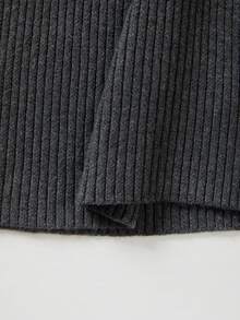 SHEIN فستان ميدي ضيق من الصوف المحبوك المضلع رياضي للنساء، بياقة نصف سحاب وأكمام طويلة بتصميم جناح الخفاش وفتحة جانبية، مناسب للربيع والخريف - رمادي غامق - مشاهدة 4