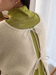 FRIFUL Damen Teddy Regular Fit Jacke mit Knotendetail, Herbstmode für Frauen, thermisch gefütterte Damenmäntel - Weiss - Übersicht 6