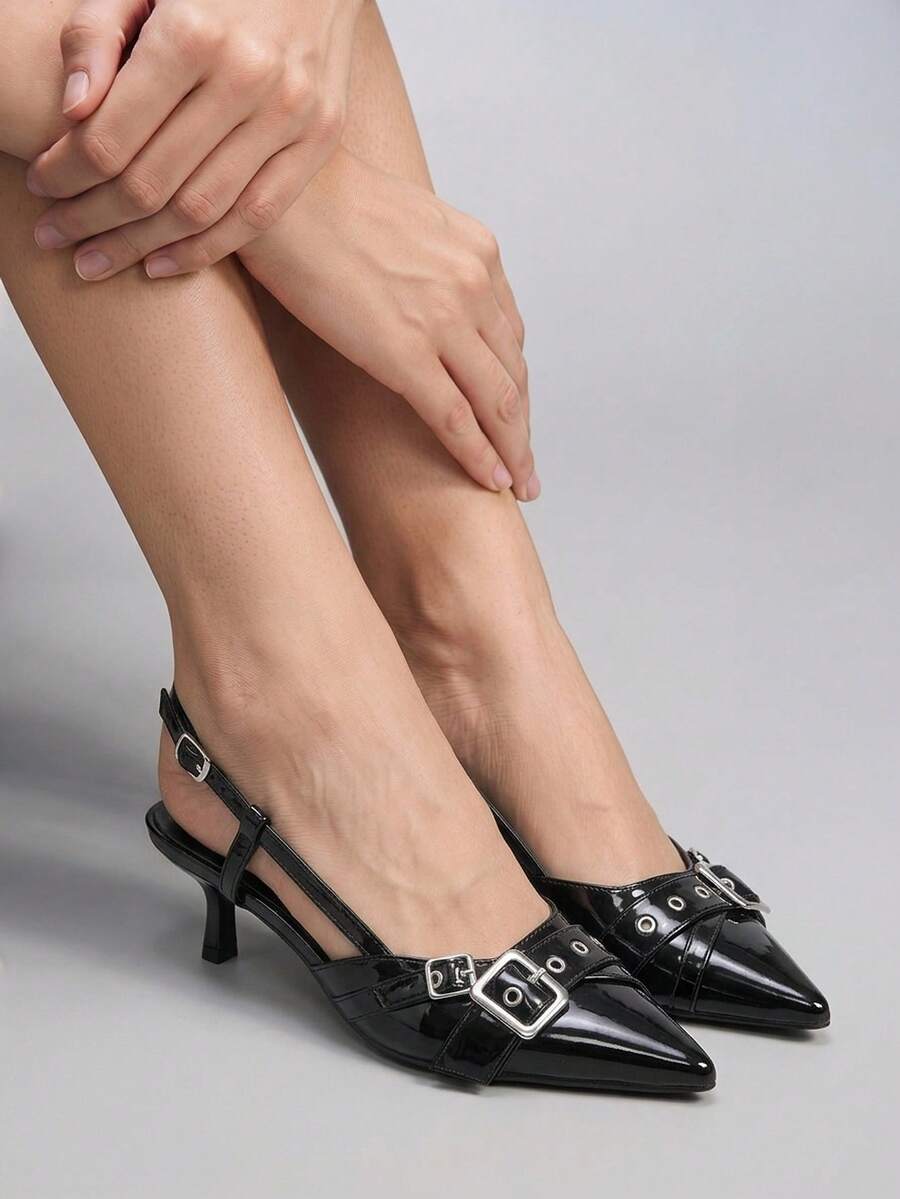 CUCCOO GRLICON 黑色漆皮尖頭露跟涼鞋，金屬方扣高跟通勤女鞋 - 黑色 - 查看 1