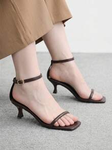 CUCCOO BIZCHIC 女款中跟涼鞋，深棕色，方頭設計，優雅大方，休閒簡約舒適，適合職場通勤、約會穿搭及正式場合正裝 - 咖啡棕 - 查看 4