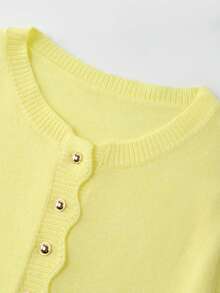 SHEIN Franclia 女款春夏上衣，度假、六月節慶，優雅復古休閒上衣，辦公室早午餐外出，蕾絲上衣，鈕扣淡黃色上衣 - 黃色 - 查看 4