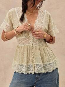 Easelle Blus Wanita Romantis Berkerah V Gaya Bohemian Vintage dengan Hiasan Renda dan Patchwork - Hijau - View 5