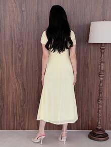 Yasmeen Edit Yasmeen Edit 春夏露肩花卉修身洋裝，優雅顯瘦黃色 - 黃色 - 查看 3