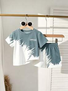 Young Boy Letter Print Colorblock Short Sleeve T-Shirt And Shorts Set - Multicolor - View 3