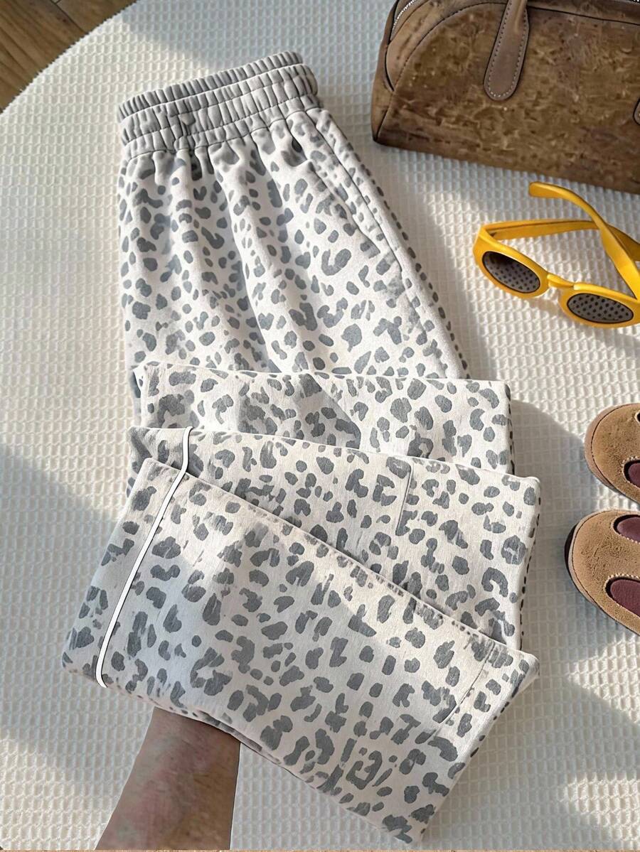 Comfortcana Pantalones deportivos casuales de verano para mujer talla grande con cintura elástica, color amarillo con rayas marrones en contraste, pierna ancha y holgados - Gris Claro - Ver 1