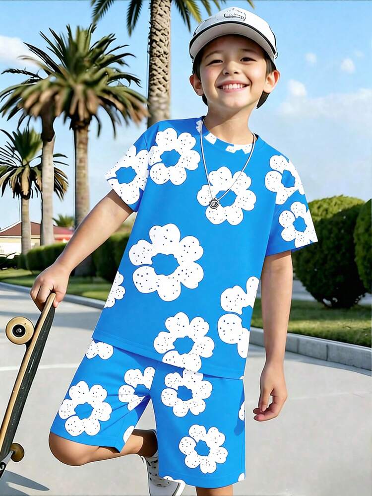 SHEIN Coolqubz Boys' Summer Casual Aqua Blue T-Shirt And Shorts Set,City Break Fashionable Large White Flower Print Refreshing Creative Daily Wear Outfit - Multicolor - View 3