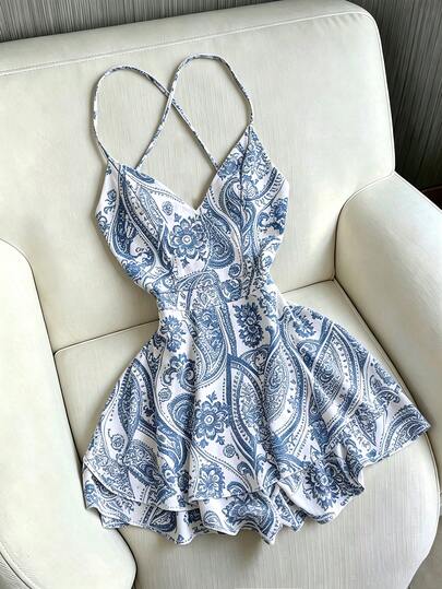Franclia Women's French Vintage Summer New Green Floral Print Spaghetti Strap Dress, V-Neck, Cinched Waist, A-Line Mini Dress, Vacation Style Pure Fairy Dress