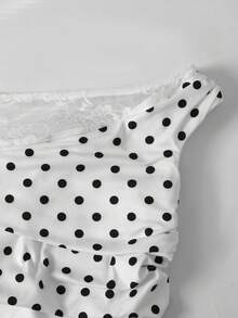 SHEIN 少女夏季優雅蕾絲拼接波點印花不對稱領洋裝 - 黑與白 - 查看 5