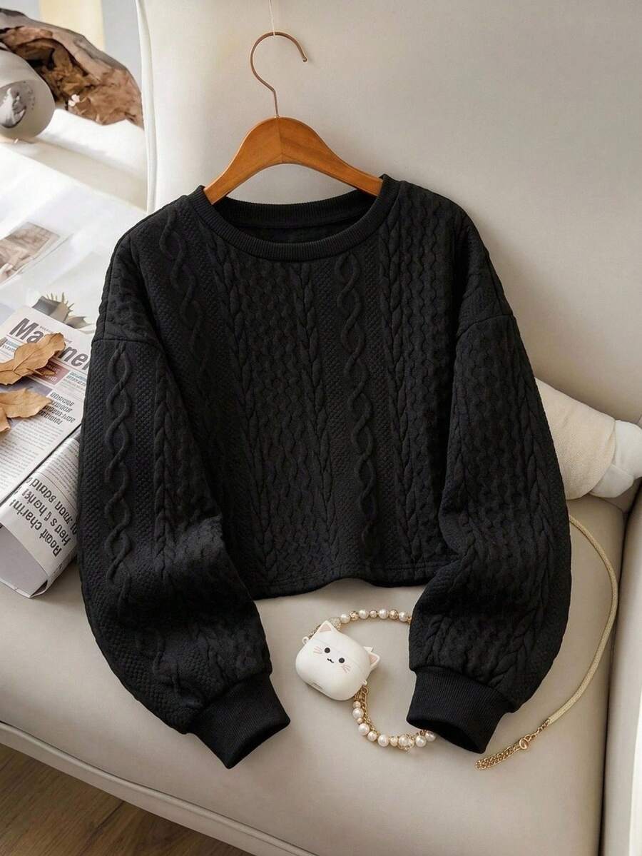 SHEIN Tween Girls' Casual Sports Versatile All-Match Knit Cable Textured Crew Neck Cropped Loose Pullover Sweatshirt,In Fall/Winter - Black - View 1