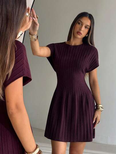 Aloruh Women's Round Neck Batwing Sleeves Burgundy/Purple Pleated Knit Dress Autumn Winter Office Brunch Casual Elegant Daily Use Teachers' Day