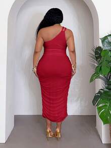 Slaydiva Plus Size Women Solid Color One Shoulder Ruched Casual Party Dress - Red - View 2
