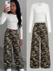 SHEIN Girlism 2pcs Tween Girl Ribbed Ruched Short Sleeve T-Shirt & Camo Print Ruched Pocket Casual Pants Set - Army Green - View 1