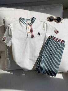SHEIN 兒童小男孩/小女孩 2件組 春夏休閒學院風短袖POLO衫與條紋短褲套裝 - 綠色 - 查看 4