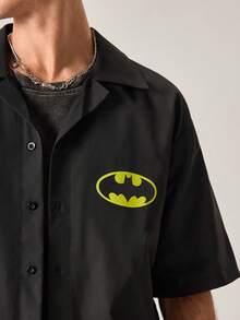 Strevion BATMAN Kemeja Lengan Pendek Kasual Sederhana Pria dengan Logo - Hitam - View 10
