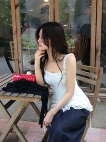 DAZY Tank Top Wanita dengan Hiasan Renda Bergelombang, Gaya Korea Musim Semi/Panas - Putih - View 9