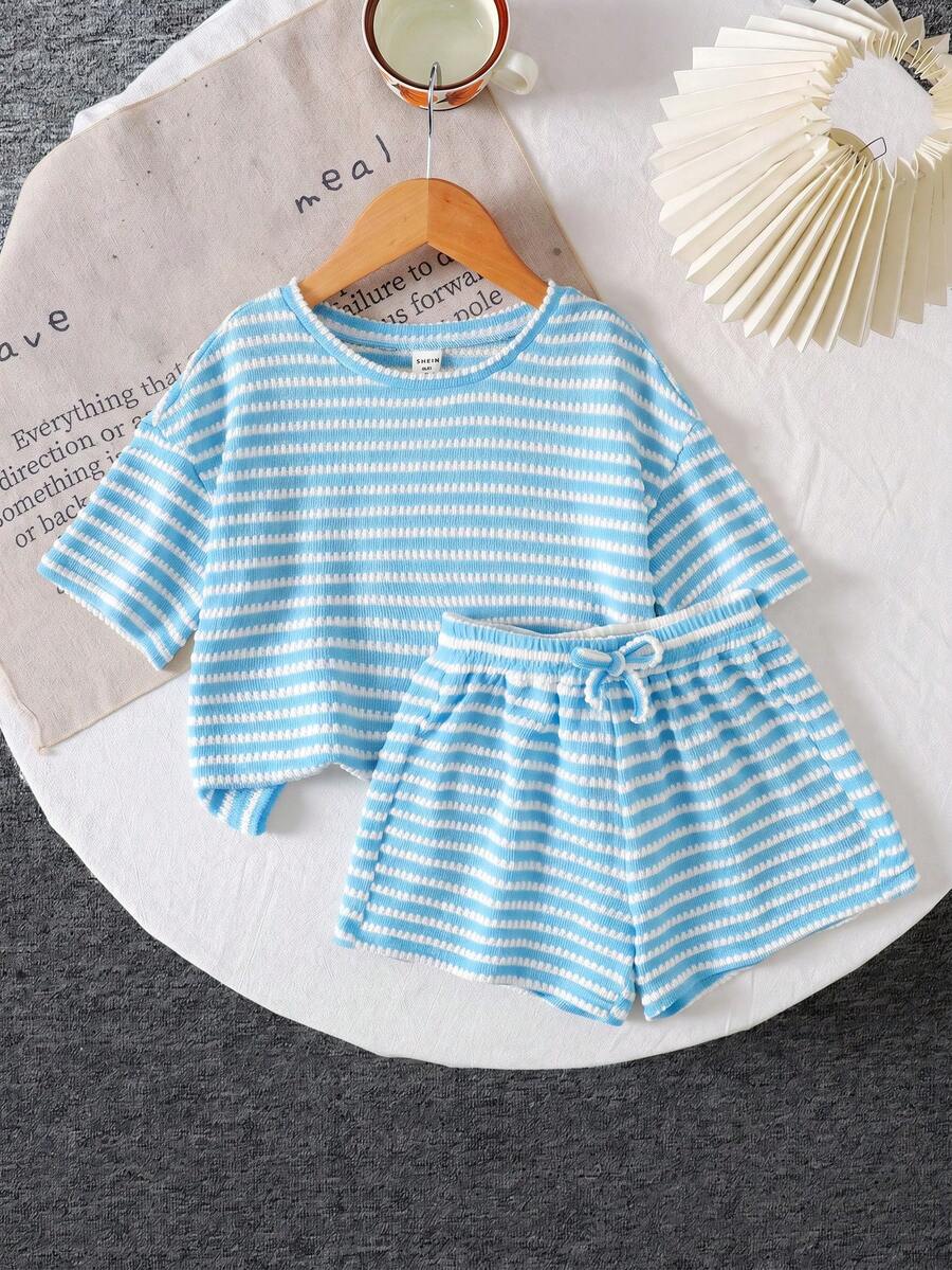 SHEIN 女童休閒簡約舒適圓領短袖條紋短褲兩件套 - 藍白色 - 查看 1